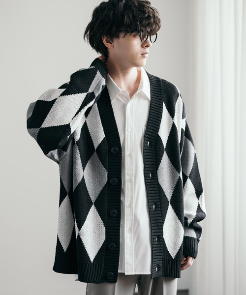 オーバーサイズ 7G総柄Vネックニットカーディガン アーガイル柄