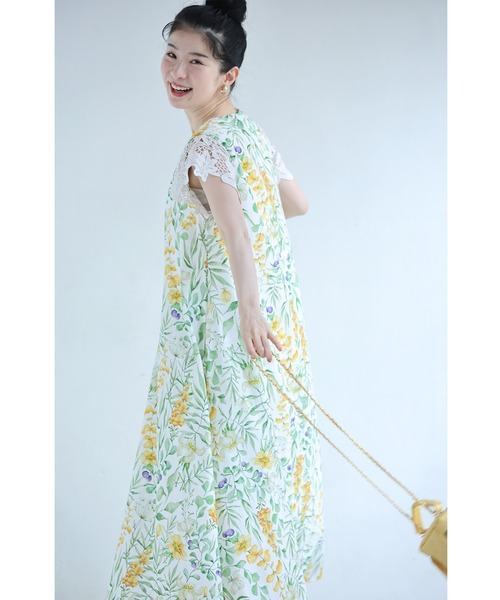 cawaii(カワイイ)の「花々の美しさ広がるロングワンピース(ワンピース・レディース・ホワイト・FREE)」の13枚目の写真