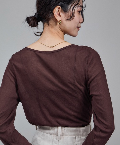 SALON adam et rope'（サロン アダム エ ロペ）の「nu=layer UVクルーネックシアーロンT / セットアップ対応（Tシャツ/カットソー・レディース・ブラック/ブラウン系その他2/ホワイト・FREE）」の12枚目の写真