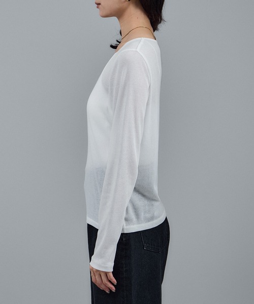 SALON adam et rope'（サロン アダム エ ロペ）の「nu=layer UVクルーネックシアーロンT / セットアップ対応（Tシャツ/カットソー・レディース・ブラック/ブラウン系その他2/ホワイト・FREE）」の16枚目の写真