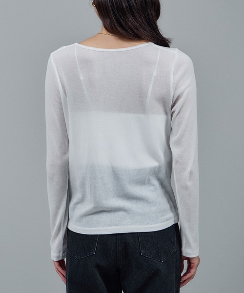 SALON adam et rope'（サロン アダム エ ロペ）の「nu=layer UVクルーネックシアーロンT / セットアップ対応（Tシャツ/カットソー・レディース・ブラック/ブラウン系その他2/ホワイト・FREE）」の5枚目の写真