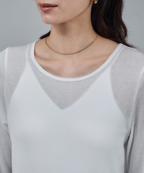 SALON adam et rope'（サロン アダム エ ロペ）の「nu=layer UVクルーネックシアーロンT / セットアップ対応（Tシャツ/カットソー・レディース・ブラック/ブラウン系その他2/ホワイト・FREE）」の6枚目の写真