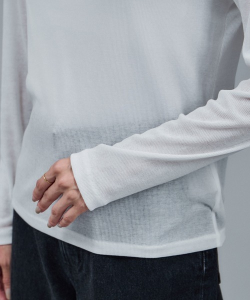 SALON adam et rope'（サロン アダム エ ロペ）の「nu=layer UVクルーネックシアーロンT / セットアップ対応（Tシャツ/カットソー・レディース・ブラック/ブラウン系その他2/ホワイト・FREE）」の7枚目の写真