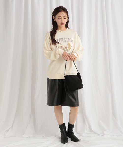 mysty woman（ミスティウーマン）の「フェイクレザーハーフパンツ 582051（その他パンツ・レディース・ブラック・MEDIUM/SMALL）」の5枚目の写真