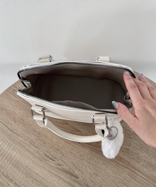 セール】【6色展開】ハートチャーム付きボストンバッグ（ボストン