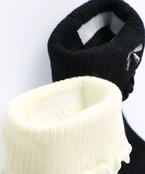 BRANSHES（ブランシェス）の「リボン刺しゅうソックス（ソックス/靴下・キッズ・ブラック/オフホワイト・13-15cm/16-18cm/19-21cm）」の5枚目の写真