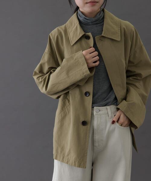 FORK&SPOON（フォークアンドスプーン）の「FORK&SPOON　ステンカラーショートコート（ステンカラーコート・レディース・ネイビー/ベージュ・1）」の4枚目の写真