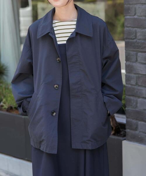 FORK&SPOON（フォークアンドスプーン）の「FORK&SPOON　ステンカラーショートコート（ステンカラーコート・レディース・ネイビー/ベージュ・1）」の16枚目の写真