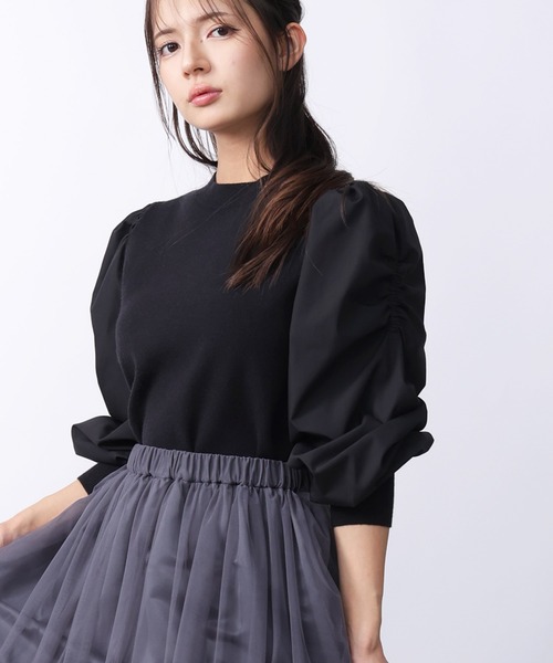 PICCIN PERLA（ピッチンペルラ）の「袖シャーリングニット（ニット/セーター・レディース・オフホワイト/ブラック・M）」の11枚目の写真