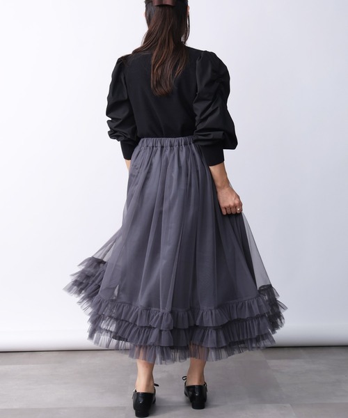 PICCIN PERLA（ピッチンペルラ）の「袖シャーリングニット（ニット/セーター・レディース・オフホワイト/ブラック・M）」の16枚目の写真