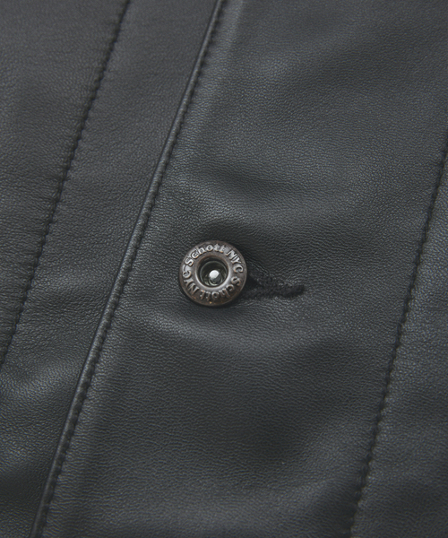 schott（ショット）の「Schott / ショット 別注 カバーオール（ライダースジャケット・メンズ・ブラック・MEDIUM/LARGE）」の3枚目の写真