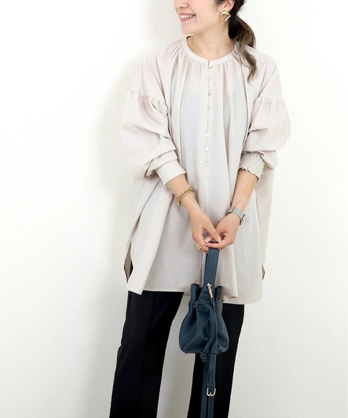 MAISON DE THERESE(メゾン ド テレーズ)の「Vネック ロングスリーブ シャツ(無地)(シャツ/ブラウス・レディース・アイボリー/ホワイト・FREE)」の7枚目の写真