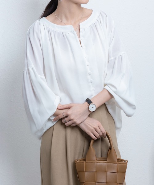 MAISON DE THERESE(メゾン ド テレーズ)の「Vネック ロングスリーブ シャツ(無地)(シャツ/ブラウス・レディース・アイボリー/ホワイト・FREE)」の21枚目の写真