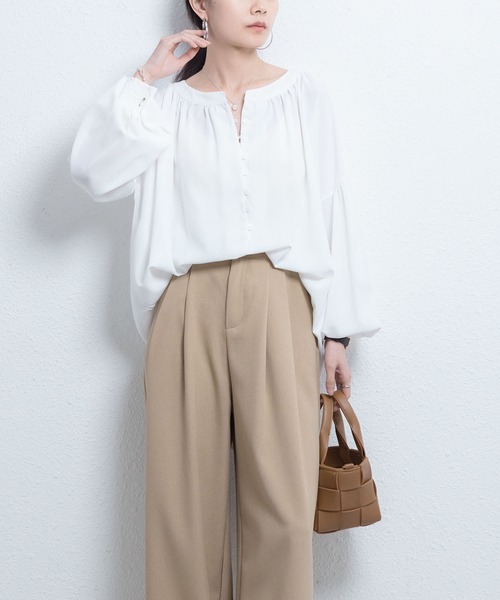 MAISON DE THERESE(メゾン ド テレーズ)の「Vネック ロングスリーブ シャツ(無地)(シャツ/ブラウス・レディース・アイボリー/ホワイト・FREE)」の20枚目の写真