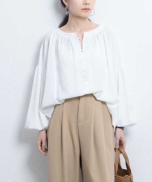 MAISON DE THERESE(メゾン ド テレーズ)の「Vネック ロングスリーブ シャツ(無地)(シャツ/ブラウス・レディース・アイボリー/ホワイト・FREE)」の19枚目の写真