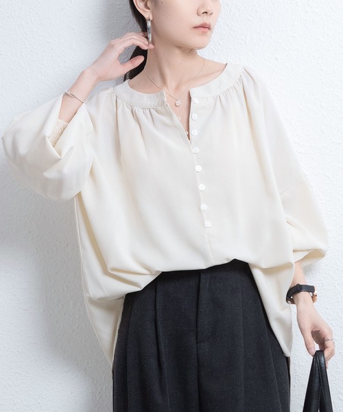 MAISON DE THERESE(メゾン ド テレーズ)の「Vネック ロングスリーブ シャツ(無地)(シャツ/ブラウス・レディース・アイボリー/ホワイト・FREE)」の18枚目の写真