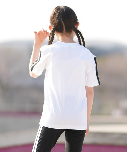 adidas（アディダス）の「adidas/アディダス 半袖 Tシャツ キッズ ロゴ スリーストライプス エッセンシャルズ KRG92（Tシャツ/カットソー・キッズ・ブラック×ホワイト/ホワイト×ブラック・130cm/140cm/150cm/160cm）」の12枚目の写真