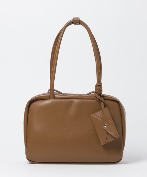 Elura（エルーラ）の「チャーム付きボストン/594279（ボストンバッグ・レディース・キャメル/ダークブラウン/ブラック・FREE）」の15枚目の写真