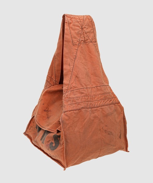 BOW WOW(バウワウ)の「THE DITC NEWSPAPER BAG AGED(メッセンジャーバッグ・メンズ・オレンジ系その他・ONESIZE)」の4枚目の写真