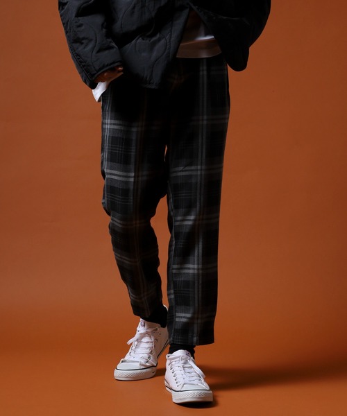 FUNALIVE（ファンアライブ）の「先染めアンクルテーパードチェックパンツ unisex（スラックス・メンズ・ベージュ/ブラウン/カーキ/アイボリー/その他/グレー・M/L）」の12枚目の写真