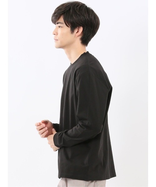 TAKA-Q（タカキュー）の「【綿混 ストレッチ】タカキュー ソロナ天竺 クルーネック 長袖Tシャツ（Tシャツ/カットソー・メンズ・ホワイト/ライトグレー/ダークグリーン/ブラック・X-LARGE/MEDIUM/LARGE）」の10枚目の写真