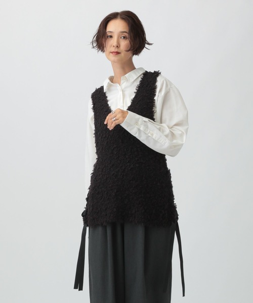 LEPSIM(レプシィム)の「3ゲージレースアップリボンベスト 578285(ベスト・レディース・ブラック/アイボリー・FREE)」の1枚目の写真