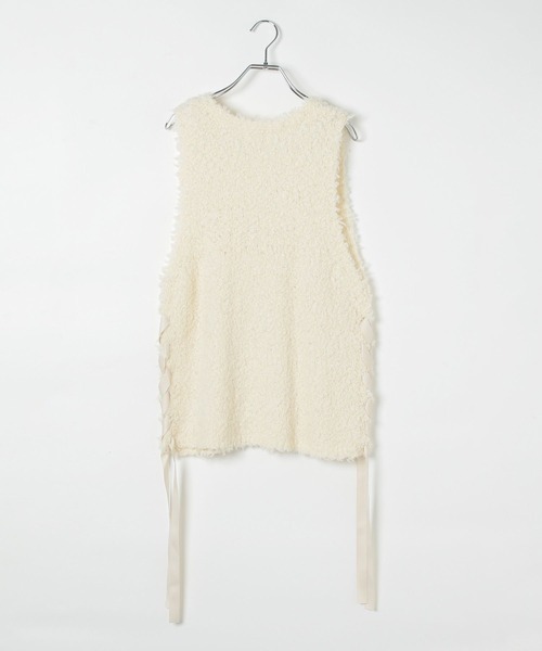 LEPSIM(レプシィム)の「3ゲージレースアップリボンベスト 578285(ベスト・レディース・ブラック/アイボリー・FREE)」の15枚目の写真