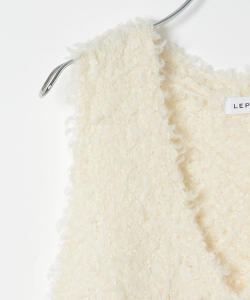 LEPSIM(レプシィム)の「3ゲージレースアップリボンベスト 578285(ベスト・レディース・ブラック/アイボリー・FREE)」の17枚目の写真