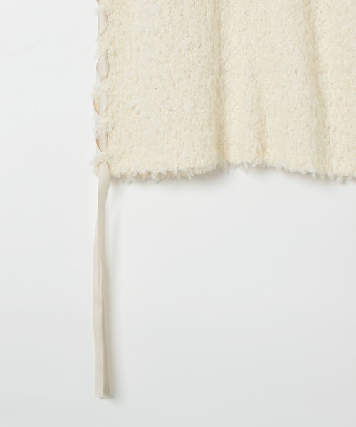 LEPSIM(レプシィム)の「3ゲージレースアップリボンベスト 578285(ベスト・レディース・ブラック/アイボリー・FREE)」の18枚目の写真