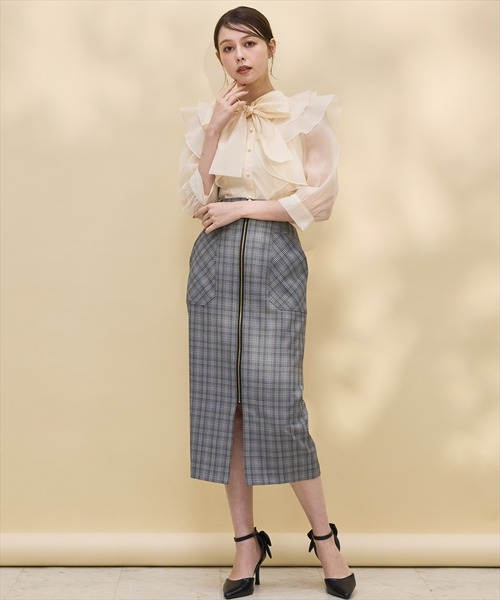 ホワイトメロー配色ボウタイブラウス 七分袖ホワイトメロー配色ボウタイブラウス