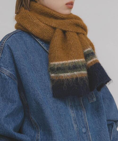 KBF(ケイビーエフ)の「エンドボーダーデザインマフラー(マフラー・レディース・キャメル/グレー/ブラック・ONE)」の11枚目の写真