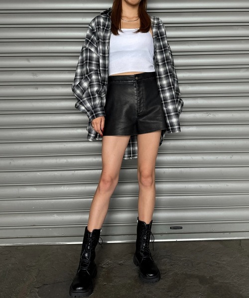 EGOIST（エゴイスト）の「ウォームチェック柄オーバーシャツ（シャツ/ブラウス・レディース・ブラック/ブラウン・FREE）」の17枚目の写真