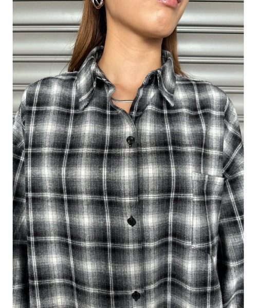 EGOIST（エゴイスト）の「ウォームチェック柄オーバーシャツ（シャツ/ブラウス・レディース・ブラック/ブラウン・FREE）」の7枚目の写真