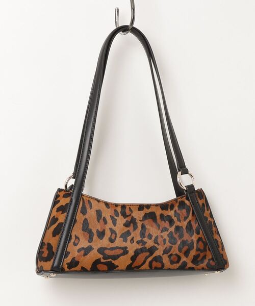 Guess(ゲス)の「DOMITILLA Shoulder Bag ショルダーバッグ (ハンドバッグ・レディース・レオパード・ONE SIZE)」の11枚目の写真