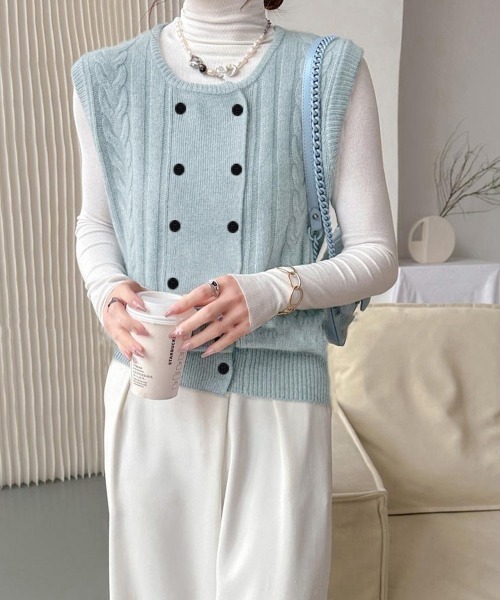 セール】ケーブル編みニットベスト ダブルブレスト（ベスト