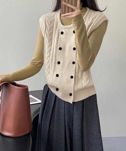 Miniministore(ミニミニストア)の「ケーブル編みニットベスト ダブルブレスト(ベスト・レディース・ブラウン/グレー/ライトブルー/ブラック/ベージュ/ピンク・FREE)」の11枚目の写真