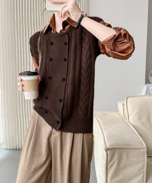 Miniministore(ミニミニストア)の「ケーブル編みニットベスト ダブルブレスト(ベスト・レディース・ブラウン/グレー/ライトブルー/ブラック/ベージュ/ピンク・FREE)」の19枚目の写真