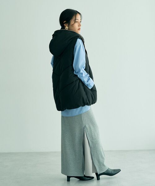 YECCA VECCA（イェッカヴェッカ）の「中綿フーディージレ（ベスト・レディース・ブラウン/ブラック/グレイッシュベージュ・FREE）」の12枚目の写真