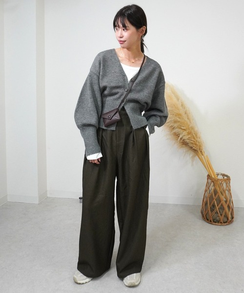 gossara(ゴサラ)の「アルパカタッチVネックCD(カーディガン/ボレロ・レディース・ベージュ/チャコール/アイボリー・FREE)」の6枚目の写真