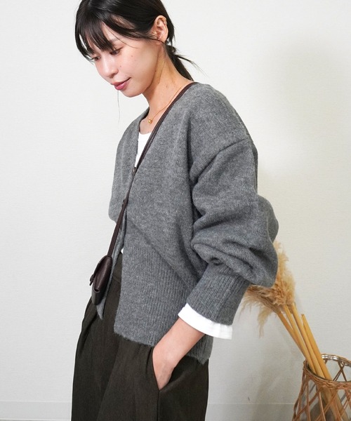 gossara(ゴサラ)の「アルパカタッチVネックCD(カーディガン/ボレロ・レディース・ベージュ/チャコール/アイボリー・FREE)」の5枚目の写真