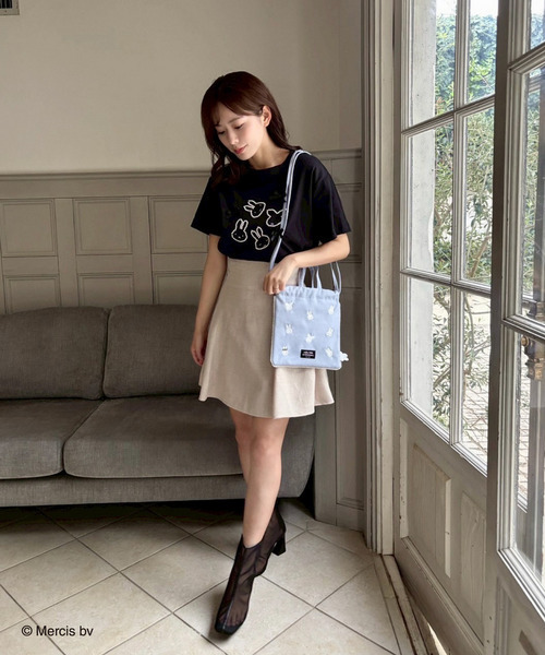 MIIA（ミーア）の「miffy パールリボンTシャツ（Tシャツ/カットソー・レディース・オフホワイト/ブラック・FREE）」の7枚目の写真