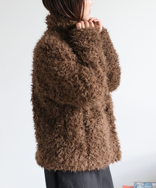 cepo（セポ）の「〈ふわふわ、柔らか、大人可愛い♪〉カールファーブルゾン（ブルゾン・レディース・ベージュ/ブラウン/オフホワイト・M）」の14枚目の写真