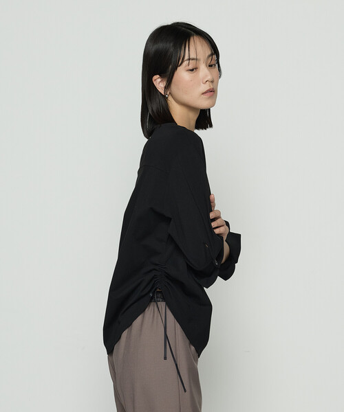 Gabardine K.T(ギャバジンケーティー)の「80/-ポンチ ブラウス見えプルオーバー(Tシャツ/カットソー・レディース・ライトベージュ/ブラック/チャコール/ライトグレー・9号)」の12枚目の写真