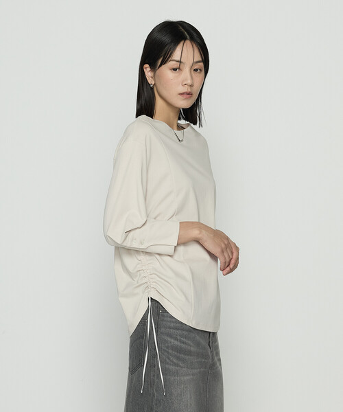 Gabardine K.T(ギャバジンケーティー)の「80/-ポンチ ブラウス見えプルオーバー(Tシャツ/カットソー・レディース・ライトベージュ/ブラック/チャコール/ライトグレー・9号)」の14枚目の写真