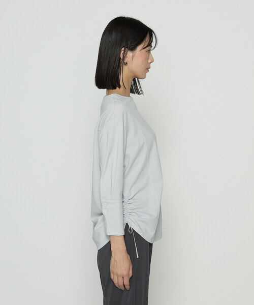 Gabardine K.T(ギャバジンケーティー)の「80/-ポンチ ブラウス見えプルオーバー(Tシャツ/カットソー・レディース・ライトベージュ/ブラック/チャコール/ライトグレー・9号)」の17枚目の写真