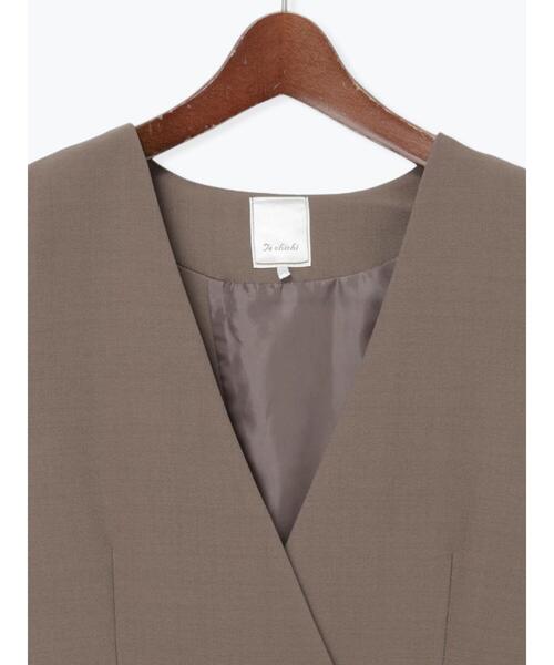 Te chichi(テチチ)の「ノーカラーダブルブレストジレ(ベスト・レディース・ブラウン/グレー・F)」の17枚目の写真