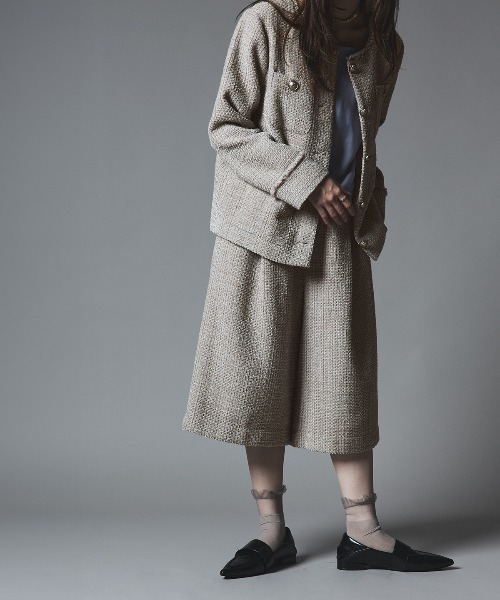 W:Huku（フーク）の「ウールミックス ツイード バミューダ パンツ / Wool-Blend Tweed Bermuda Shorts（その他パンツ・レディース・ライトグレー/ブラウン/ブラック・FREE）」の14枚目の写真