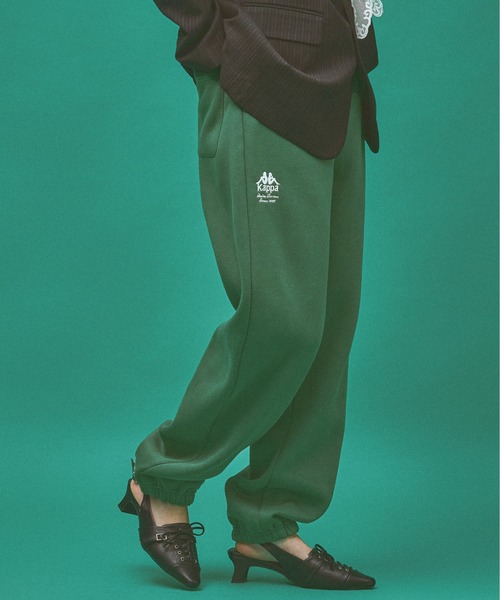 Kappa（カッパ）の「≪Kappa×and ST ウェルネスクラブ≫シンプルロゴスウェットパンツ (ユニセックス)（スウェットパンツ・レディース・レッド/ライトグリーン/ブラック/ホワイト/グレー・SMALL/MEDIUM/LARGE）」の4枚目の写真