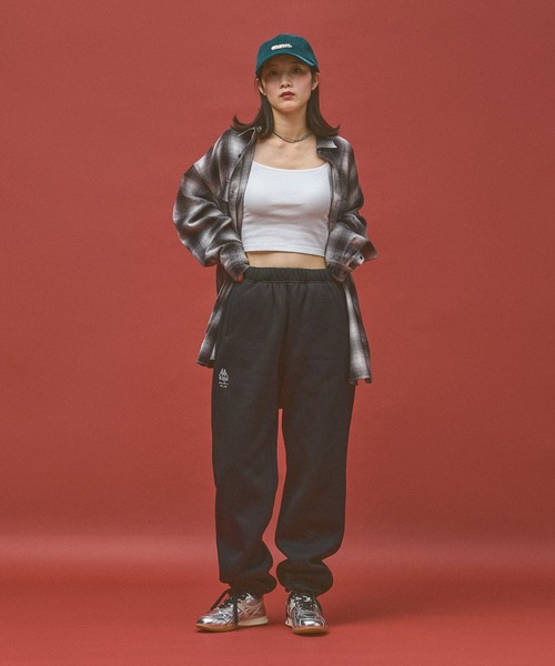 Kappa（カッパ）の「≪Kappa×and ST ウェルネスクラブ≫シンプルロゴスウェットパンツ (ユニセックス)（スウェットパンツ・レディース・レッド/ライトグリーン/ブラック/ホワイト/グレー・SMALL/MEDIUM/LARGE）」の13枚目の写真