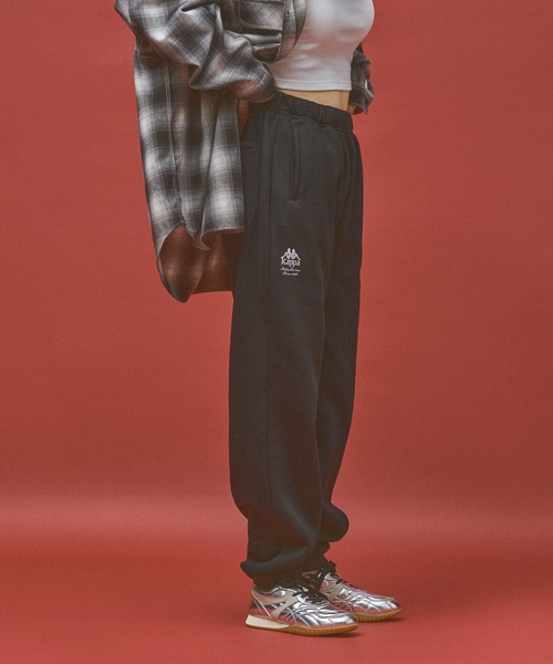 Kappa（カッパ）の「≪Kappa×and ST ウェルネスクラブ≫シンプルロゴスウェットパンツ (ユニセックス)（スウェットパンツ・レディース・レッド/ライトグリーン/ブラック/ホワイト/グレー・SMALL/MEDIUM/LARGE）」の16枚目の写真
